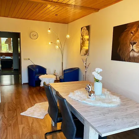 Burg Panorama Blick Moderne Zentrale * Commune fusionnée de Cochem-Land